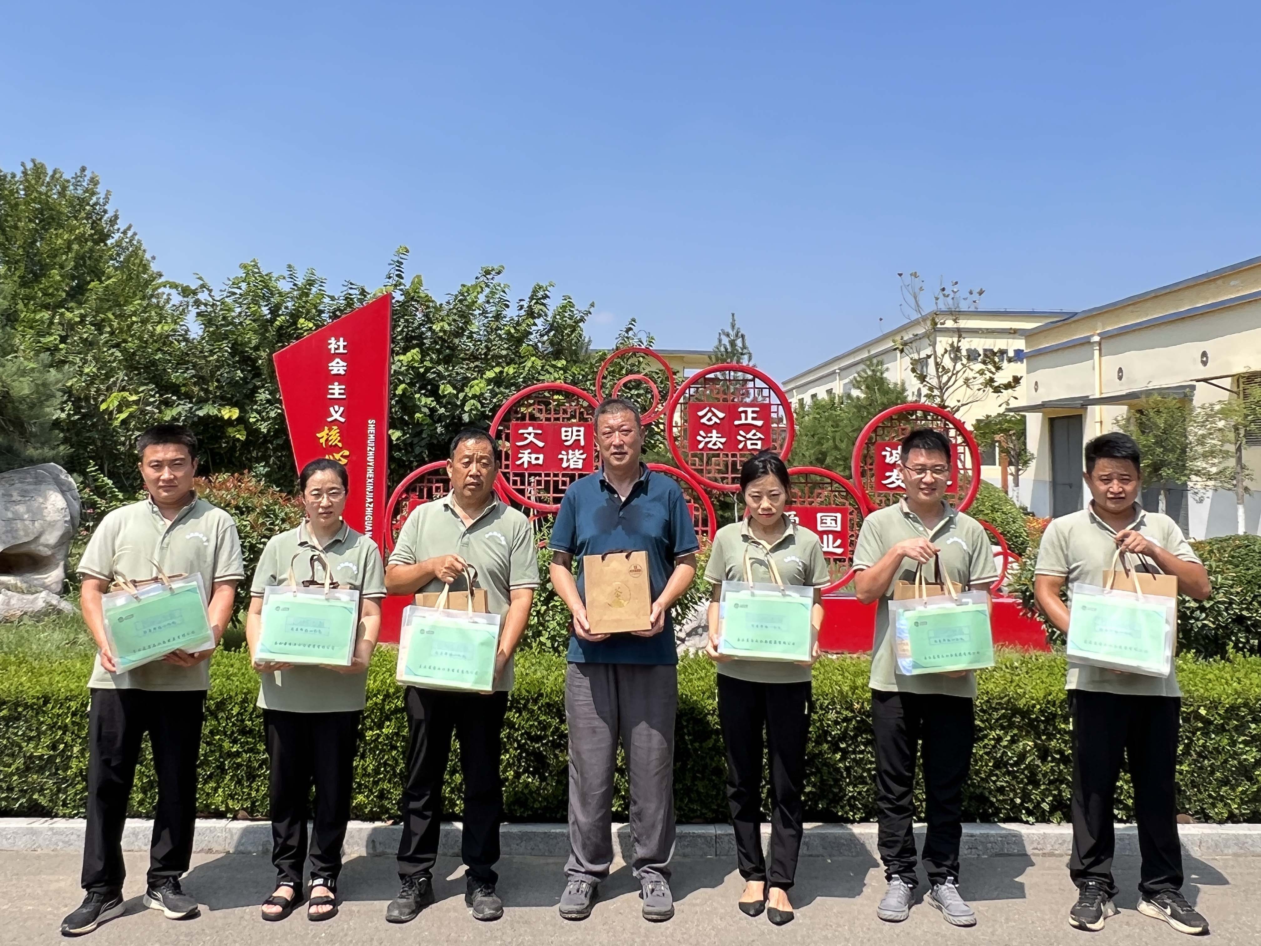 1690537715226875.jpg 1.jpg